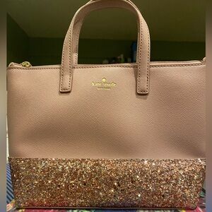 EUC Kate Spade crossbody bag with glitter